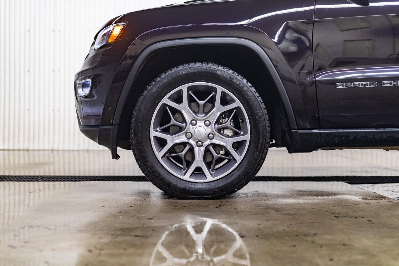 2021 Jeep Grand Cherokee 4x4 Limited Leather Roof Nav BCam Red Deer AB