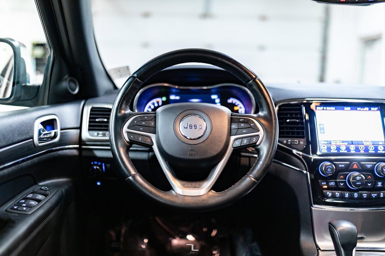 2021 Jeep Grand Cherokee 4x4 Limited Leather Roof Nav BCam Red Deer AB