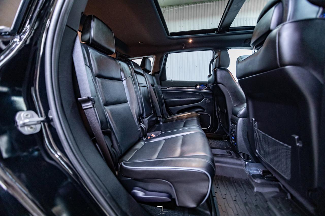 2021 Jeep Grand Cherokee 4x4 Overland Leather Roof Nav BCam Red Deer AB