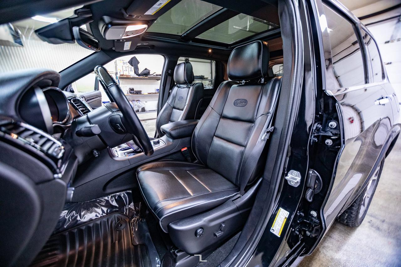 2021 Jeep Grand Cherokee 4x4 Overland Leather Roof Nav BCam Red Deer AB