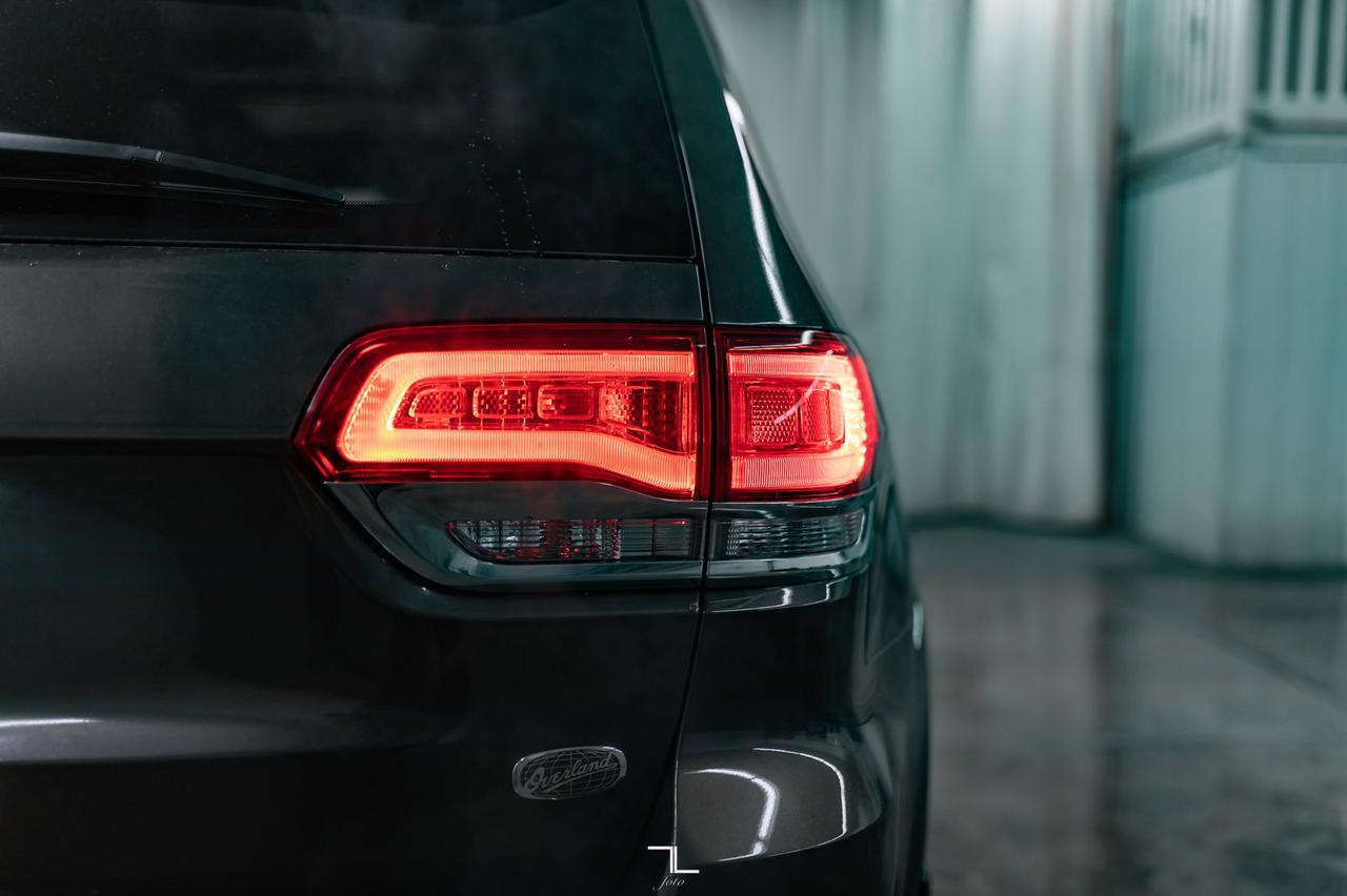 2021 Jeep Grand Cherokee 4x4 Overland Leather Roof Nav BCam Red Deer AB