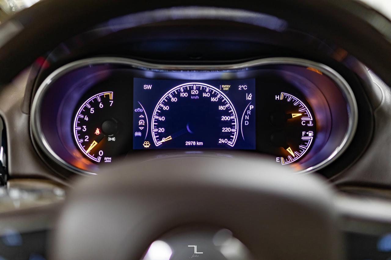 2021 Jeep Grand Cherokee 4x4 Overland Leather Roof Nav BCam Red Deer AB