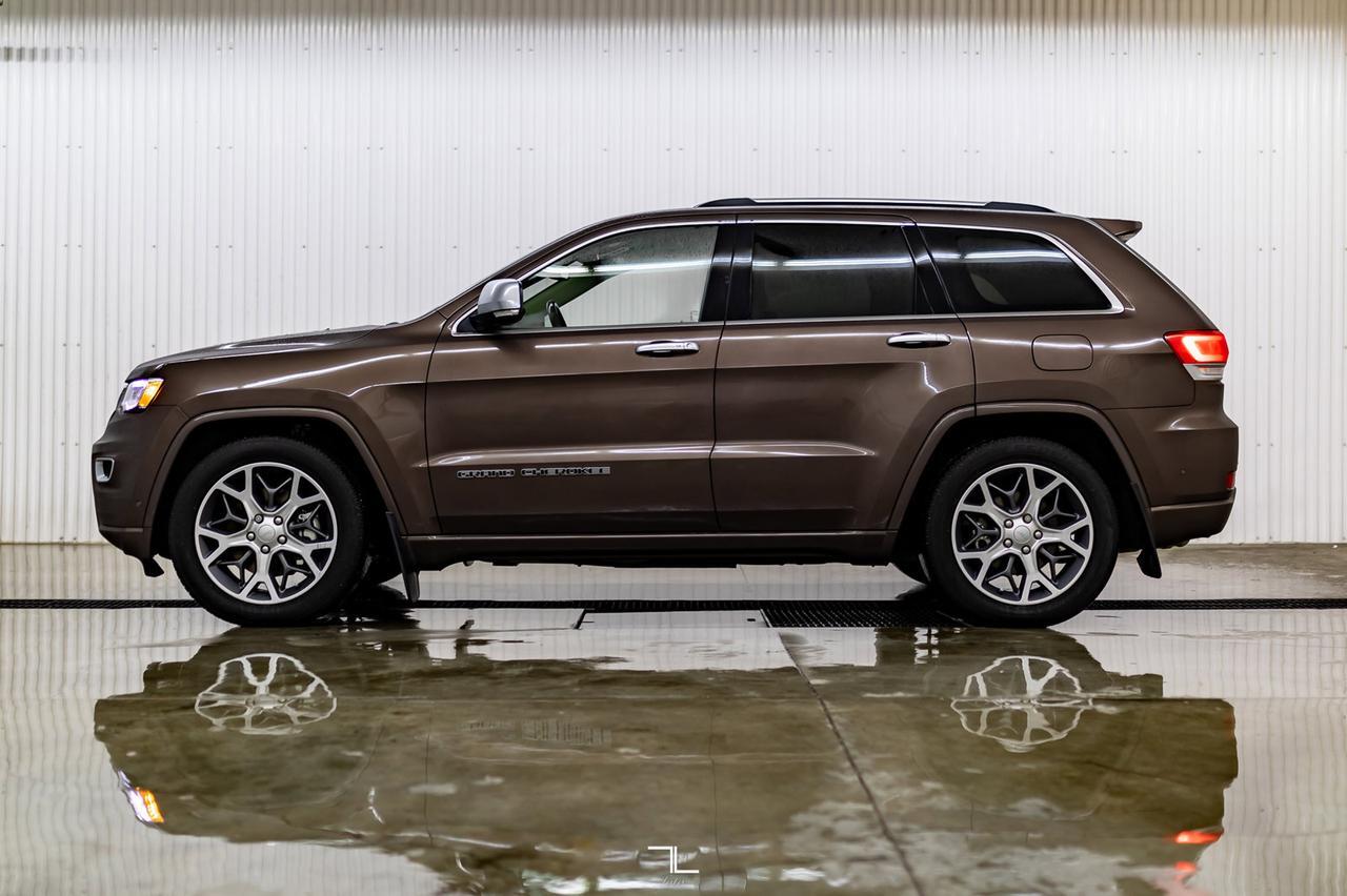 2021 Jeep Grand Cherokee 4x4 Overland Leather Roof Nav BCam Red Deer AB