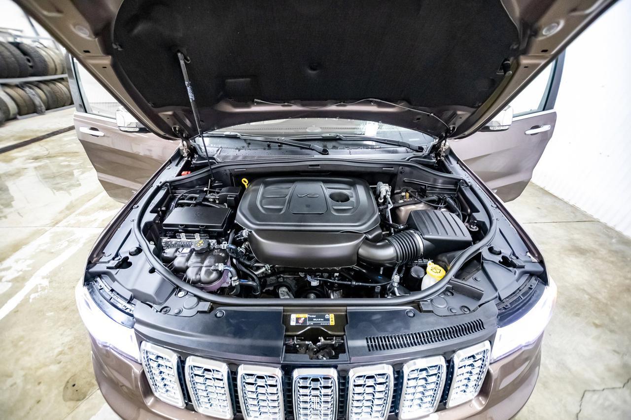 2021 Jeep Grand Cherokee 4x4 Overland Leather Roof Nav BCam Red Deer AB