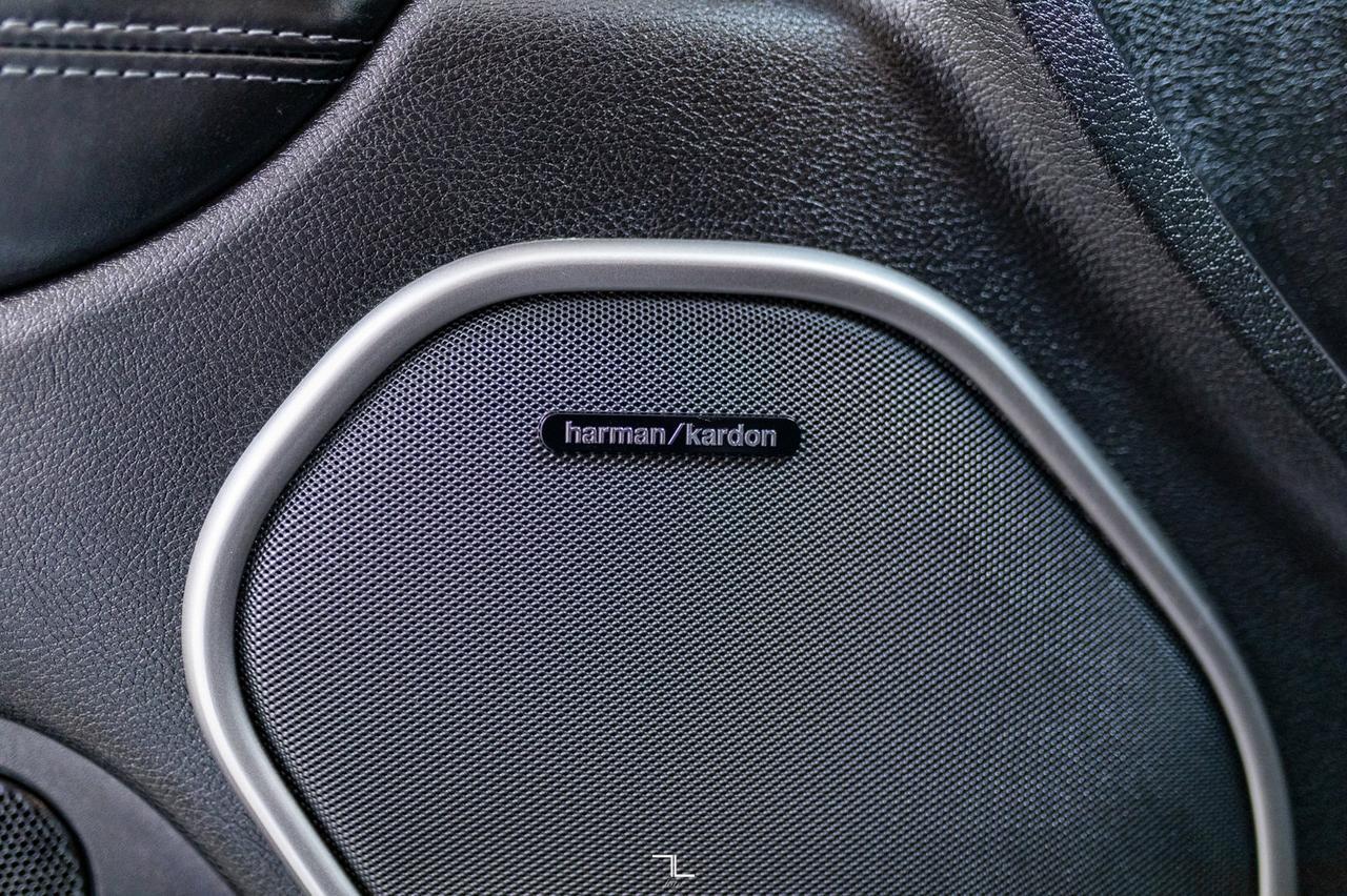 2021 Jeep Grand Cherokee 4x4 Overland Leather Roof Nav Red Deer AB