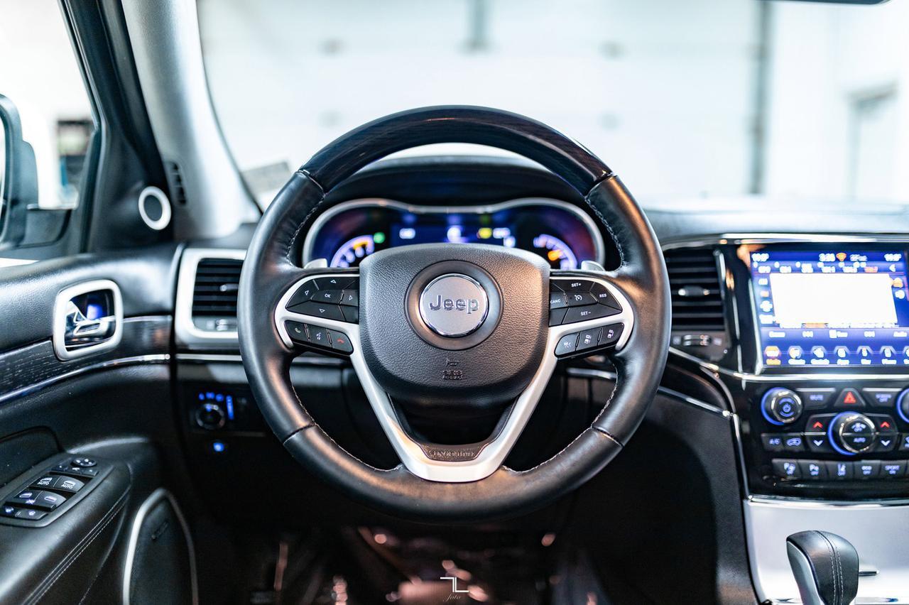 2021 Jeep Grand Cherokee 4x4 Summit Leather Roof Nav BCam Red Deer AB