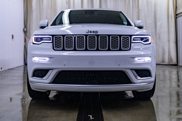 2021 Jeep Grand Cherokee 4x4 Summit Leather Roof Nav BCam Red Deer AB