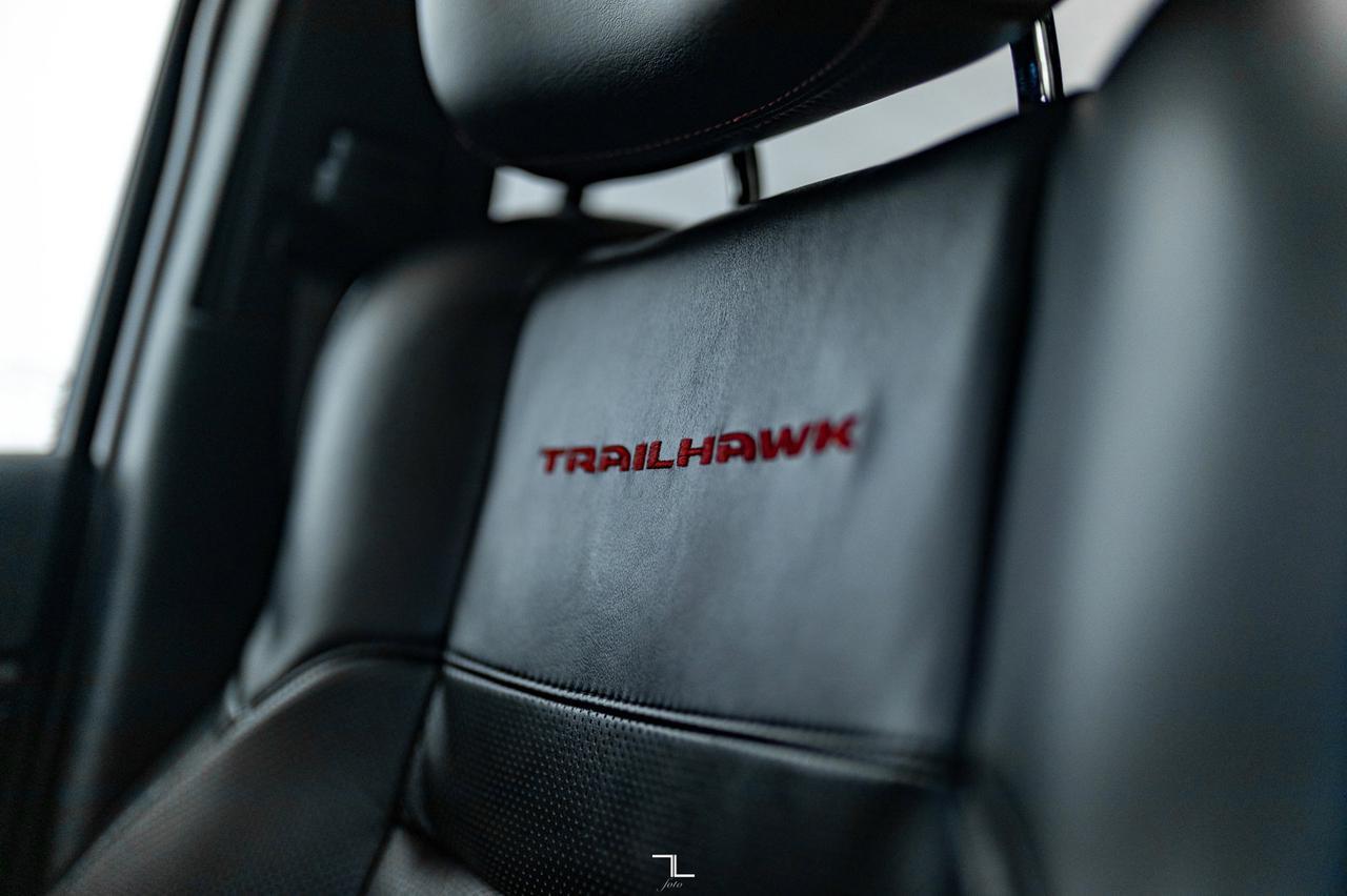 2021 Jeep Grand Cherokee 4x4 Trailhawk Leather Roof Nav BCam Red Deer AB