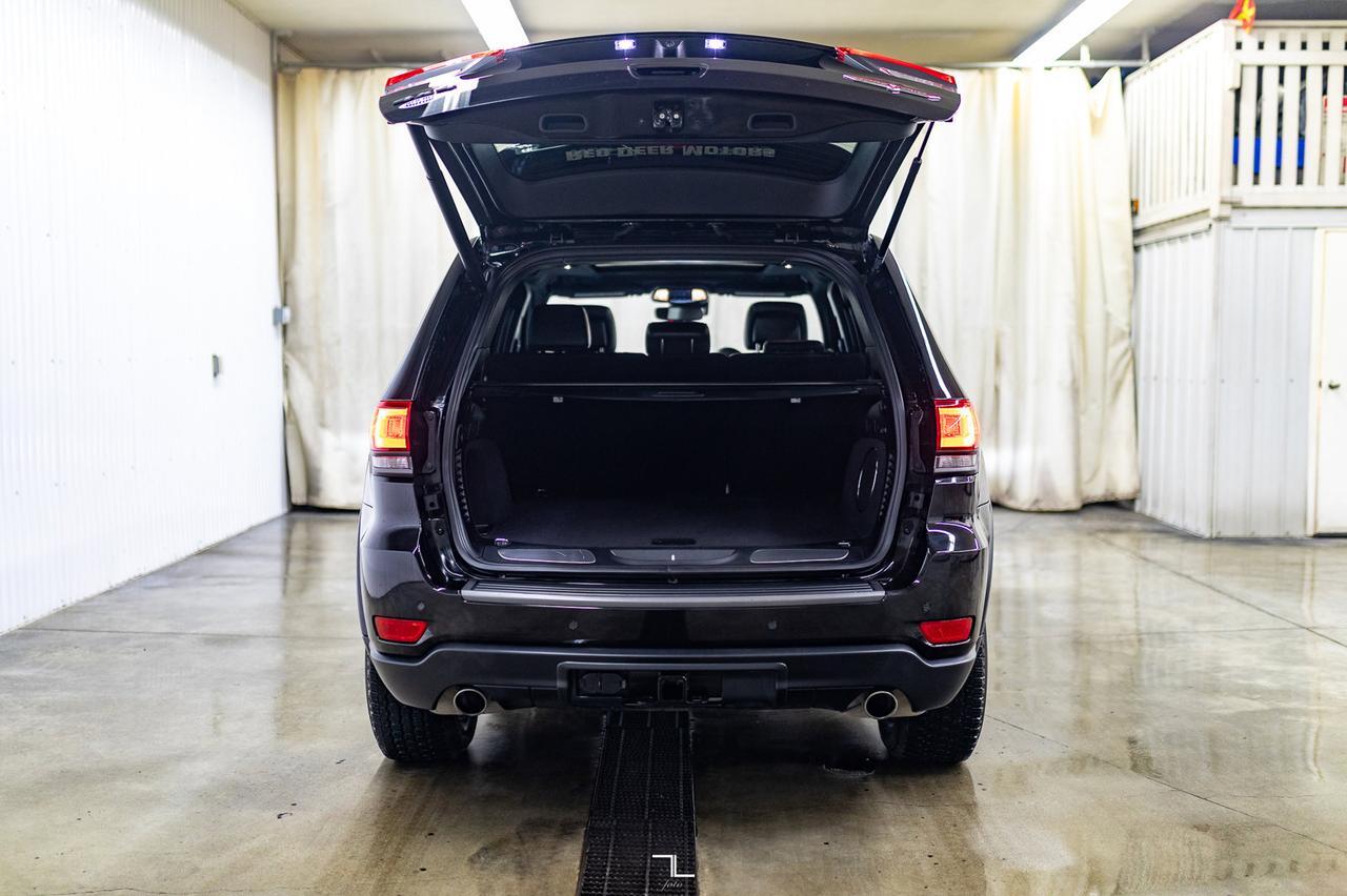 2021 Jeep Grand Cherokee 4x4 Trailhawk Leather Roof Nav BCam Red Deer AB