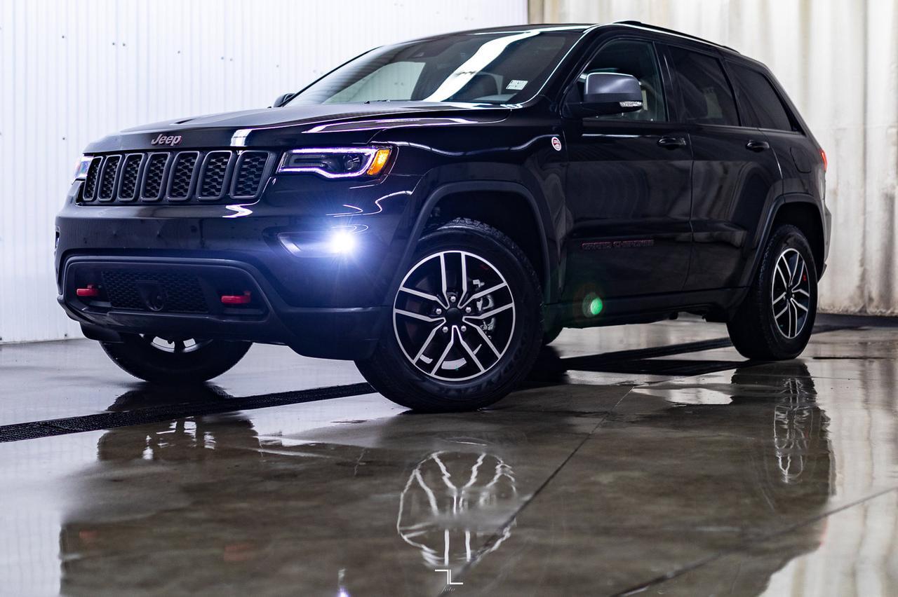 2021 Jeep Grand Cherokee 4x4 Trailhawk Leather Roof Nav BCam Red Deer AB