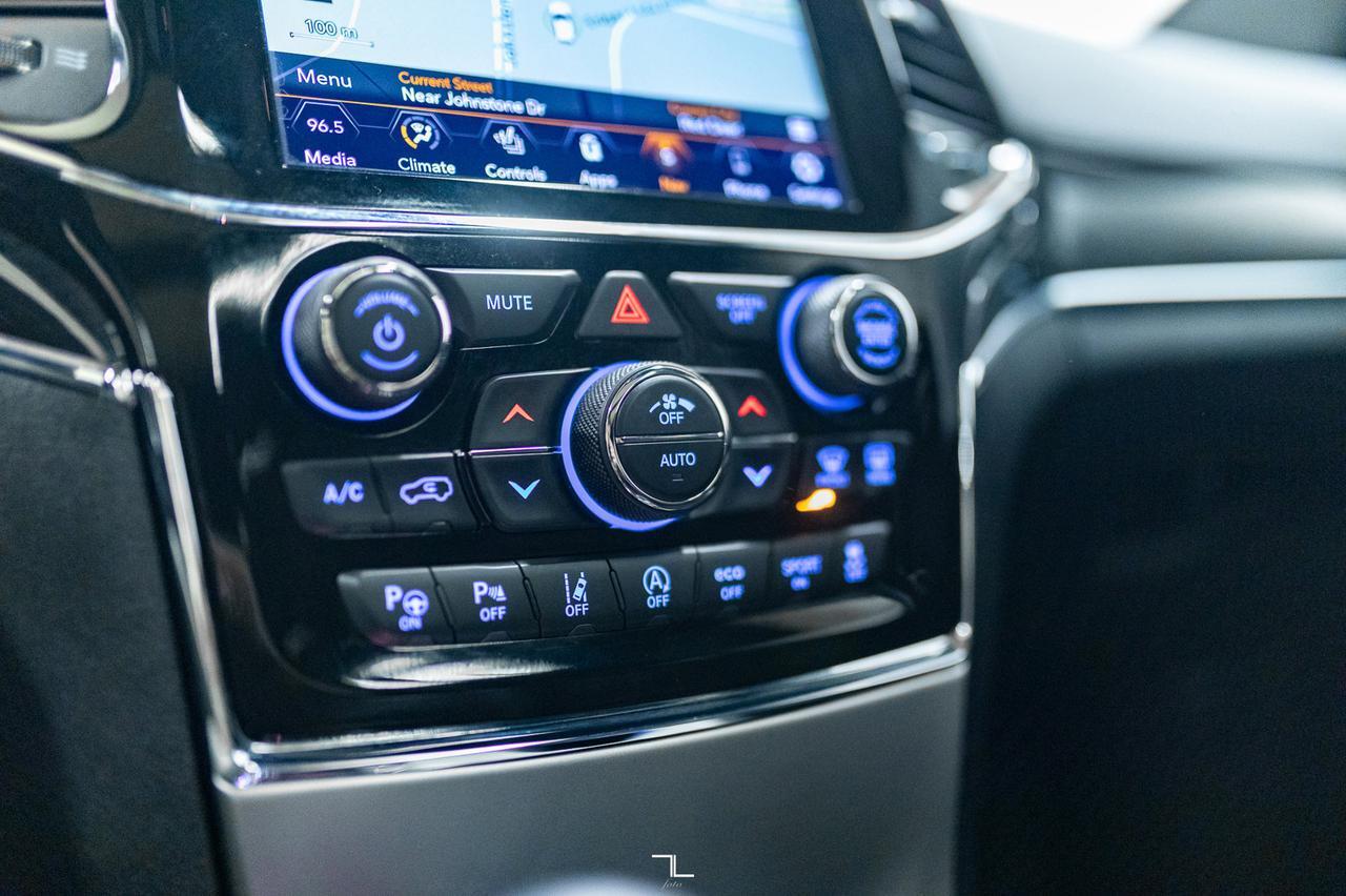 2021 Jeep Grand Cherokee 4x4 Trailhawk Leather Roof Nav BCam Red Deer AB