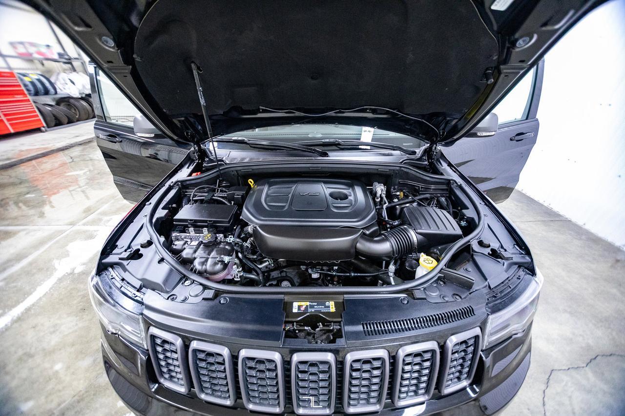 2021 Jeep Grand Cherokee 4x4 Trailhawk Leather Roof Nav BCam Red Deer AB