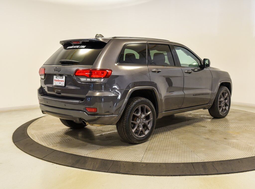 2021 Jeep Grand Cherokee 80th Anniversary Edition Akron OH