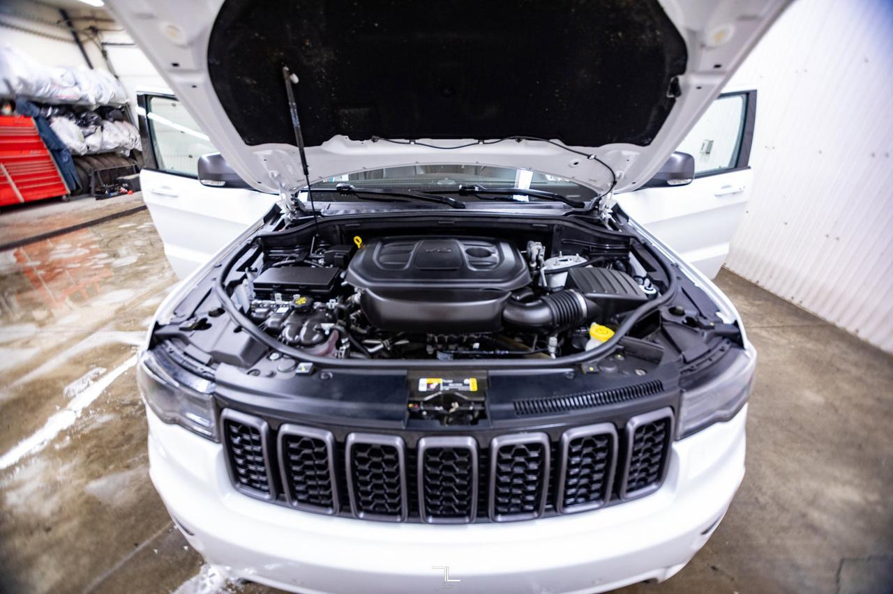 2021 Jeep Grand Cherokee 80th Anniversary Leather Roof Nav BCam Red Deer AB