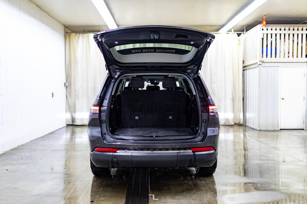 2021 Jeep Grand Cherokee L 4x4 Limited Leather Roof Nav Red Deer AB