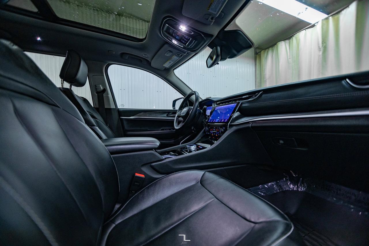 2021 Jeep Grand Cherokee L 4x4 Limited Leather Roof Nav Red Deer AB