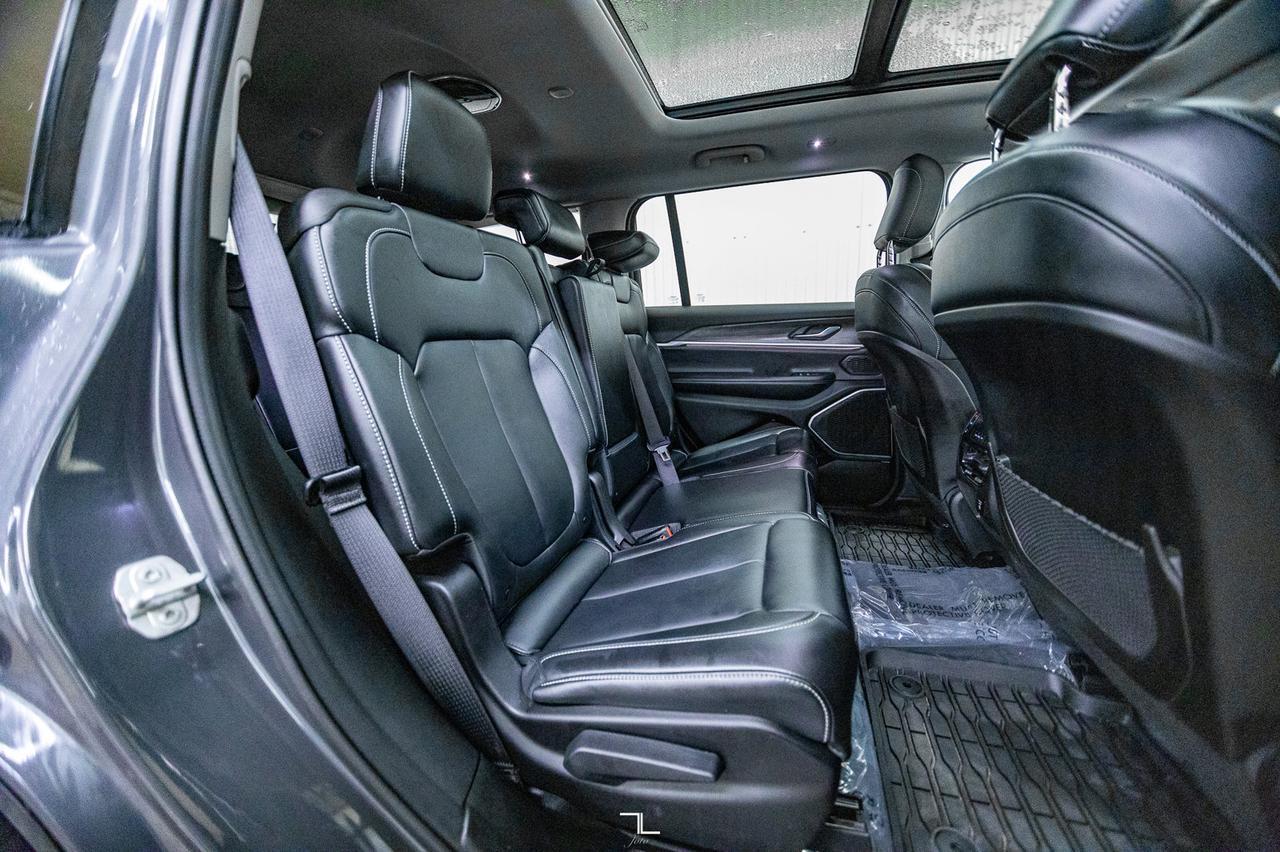 2021 Jeep Grand Cherokee L 4x4 Limited Leather Roof Nav Red Deer AB