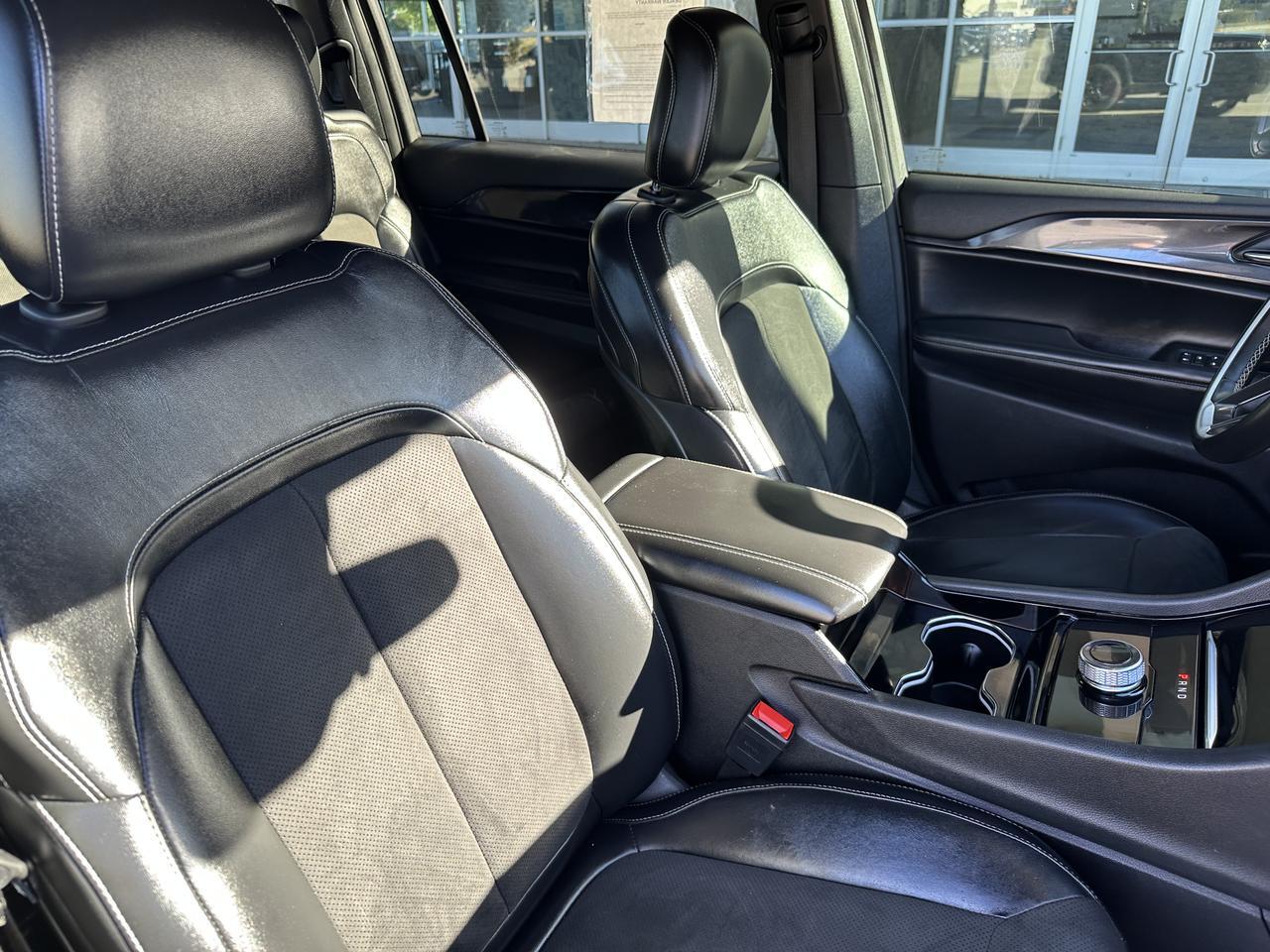 2021 Jeep Grand Cherokee L Altitude Mountain Home ID