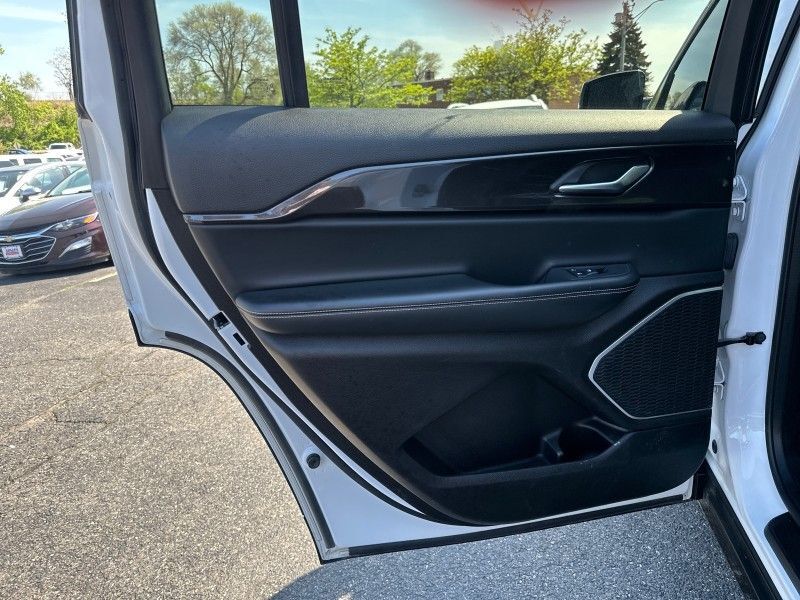 2021 Jeep Grand Cherokee L Altitude Worcester MA