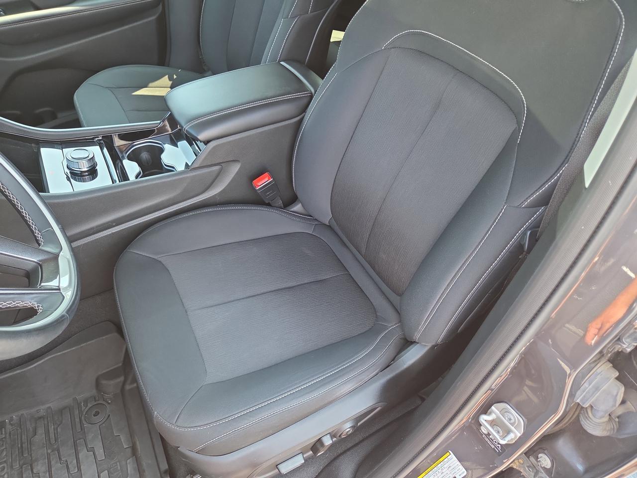 2021 Jeep Grand Cherokee L Laredo HAMBURG PA