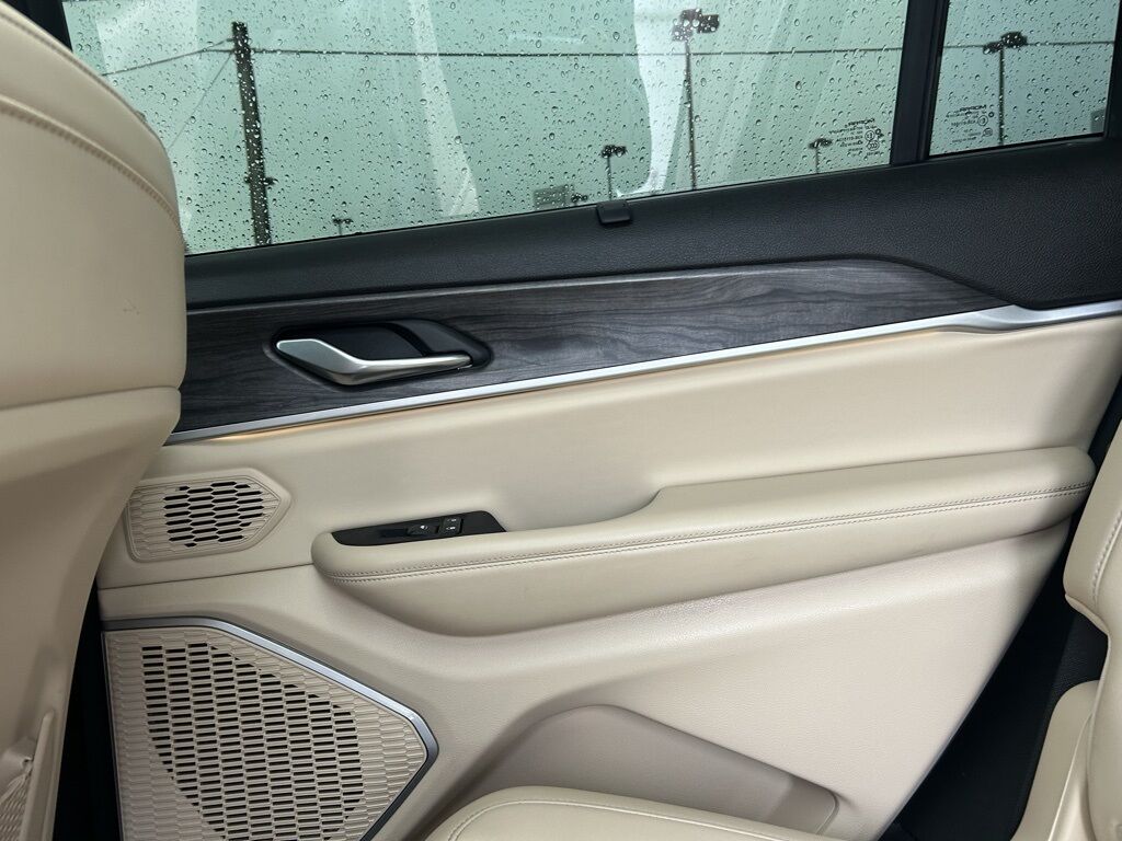 2021 Jeep Grand Cherokee L Limited Crestwood KY