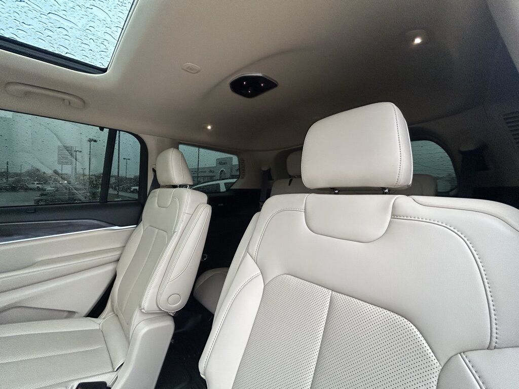 2021 Jeep Grand Cherokee L Limited Crestwood KY