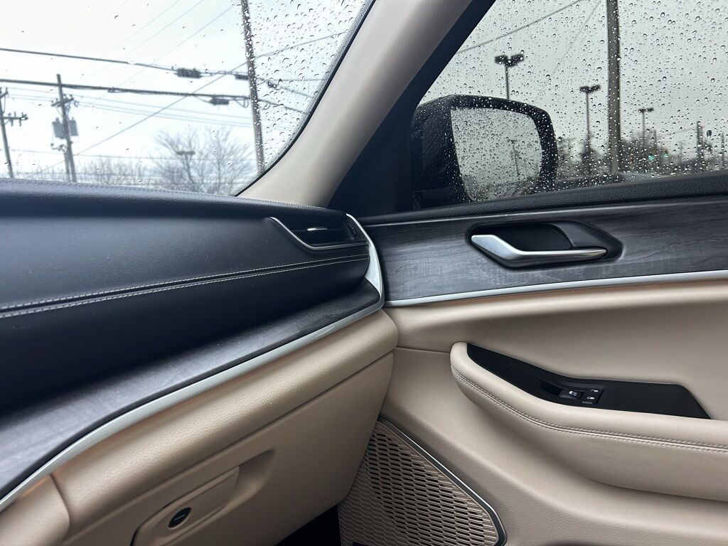 2021 Jeep Grand Cherokee L Limited Crestwood KY