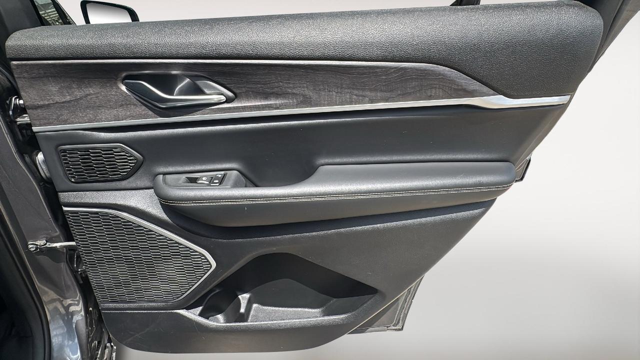 2021 Jeep Grand Cherokee L Limited  Selma TX