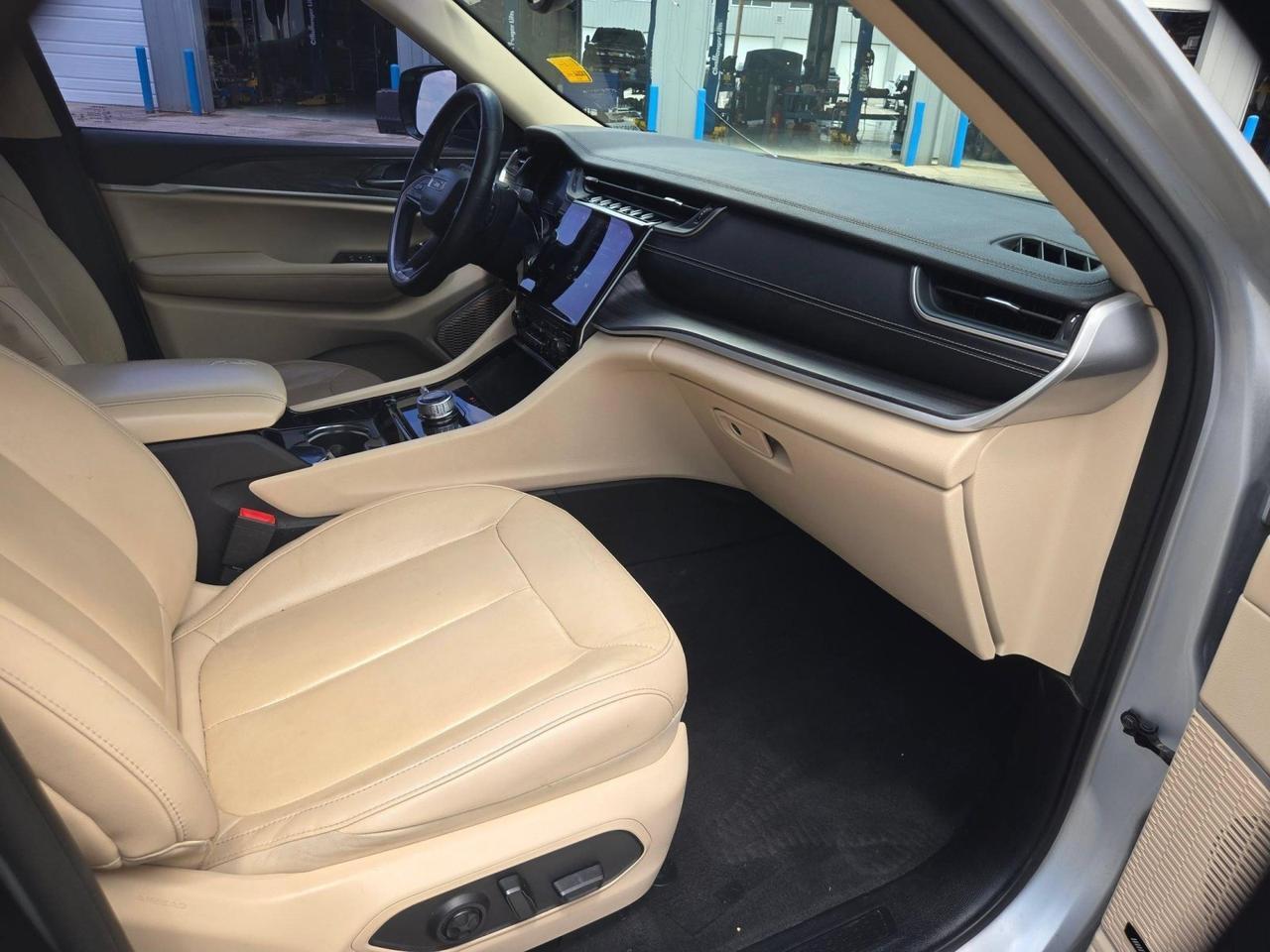 2021 Jeep Grand Cherokee L Limited Castroville TX