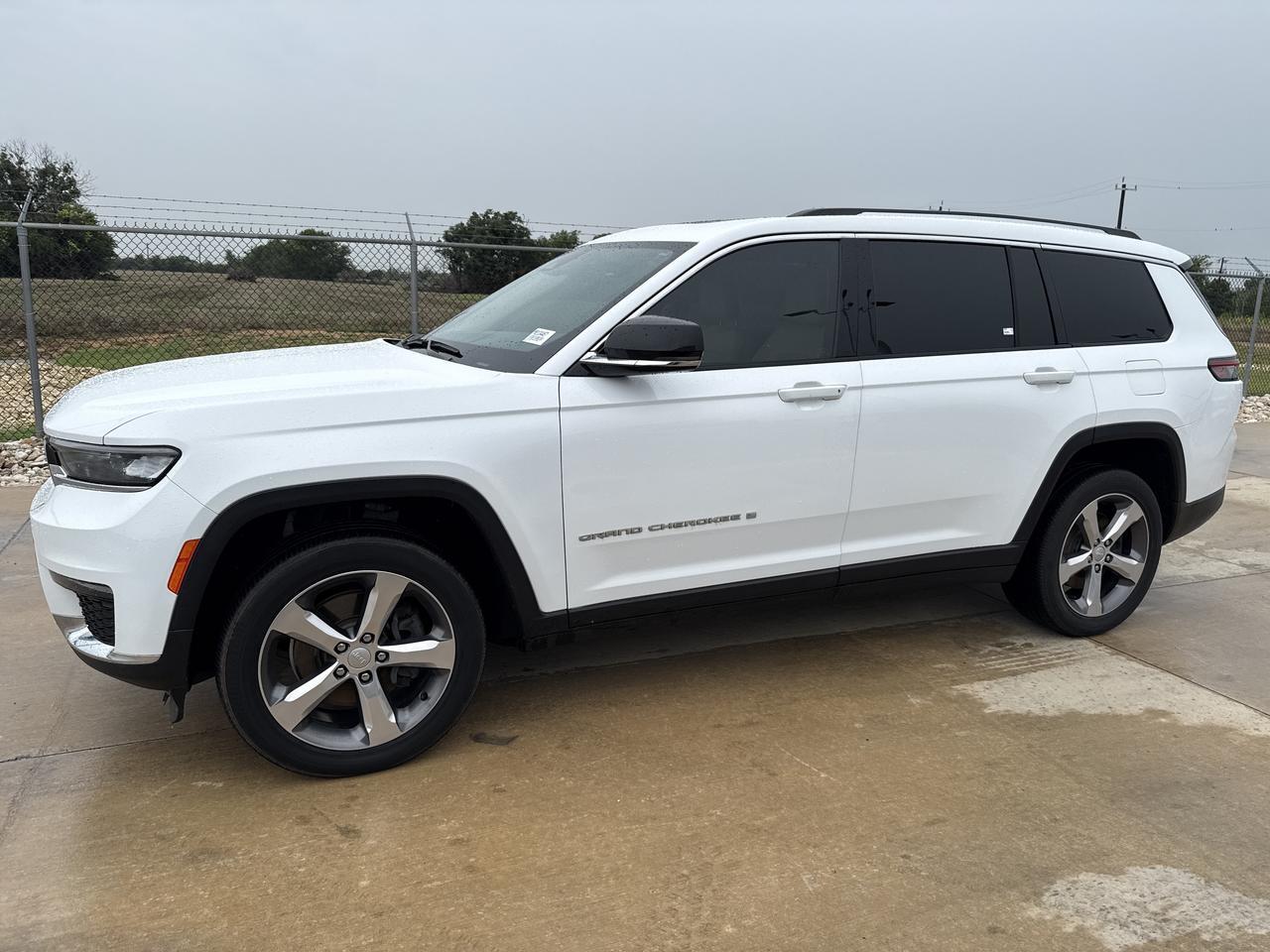 2021 Jeep Grand Cherokee L Limited Castroville TX