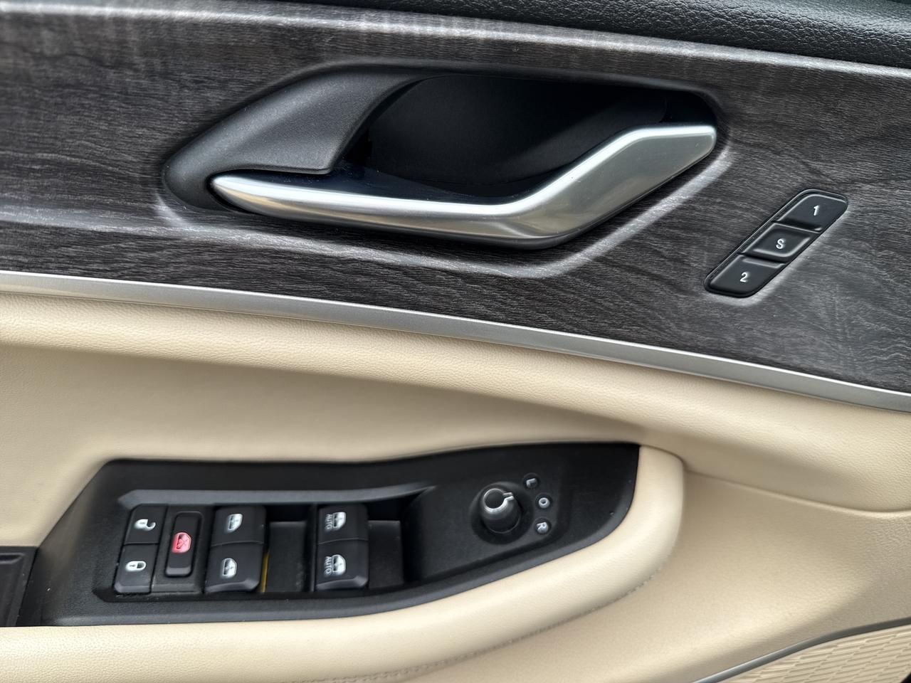 2021 Jeep Grand Cherokee L Limited Castroville TX