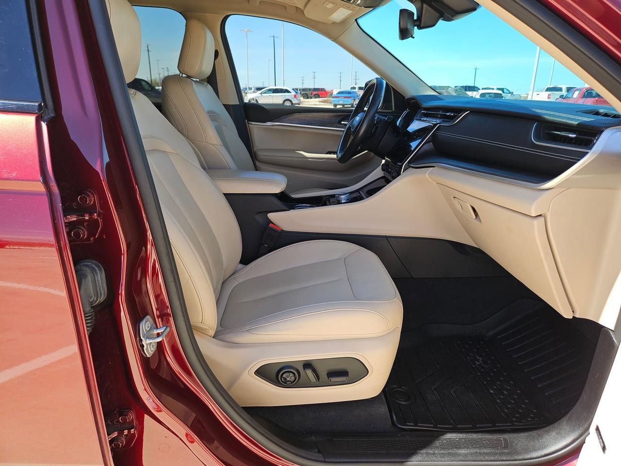 2021 Jeep Grand Cherokee L Limited Castroville TX