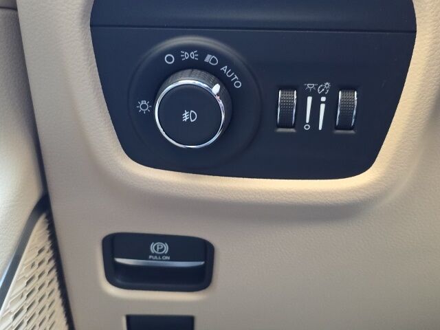 2021 Jeep Grand Cherokee L Limited Watertown SD