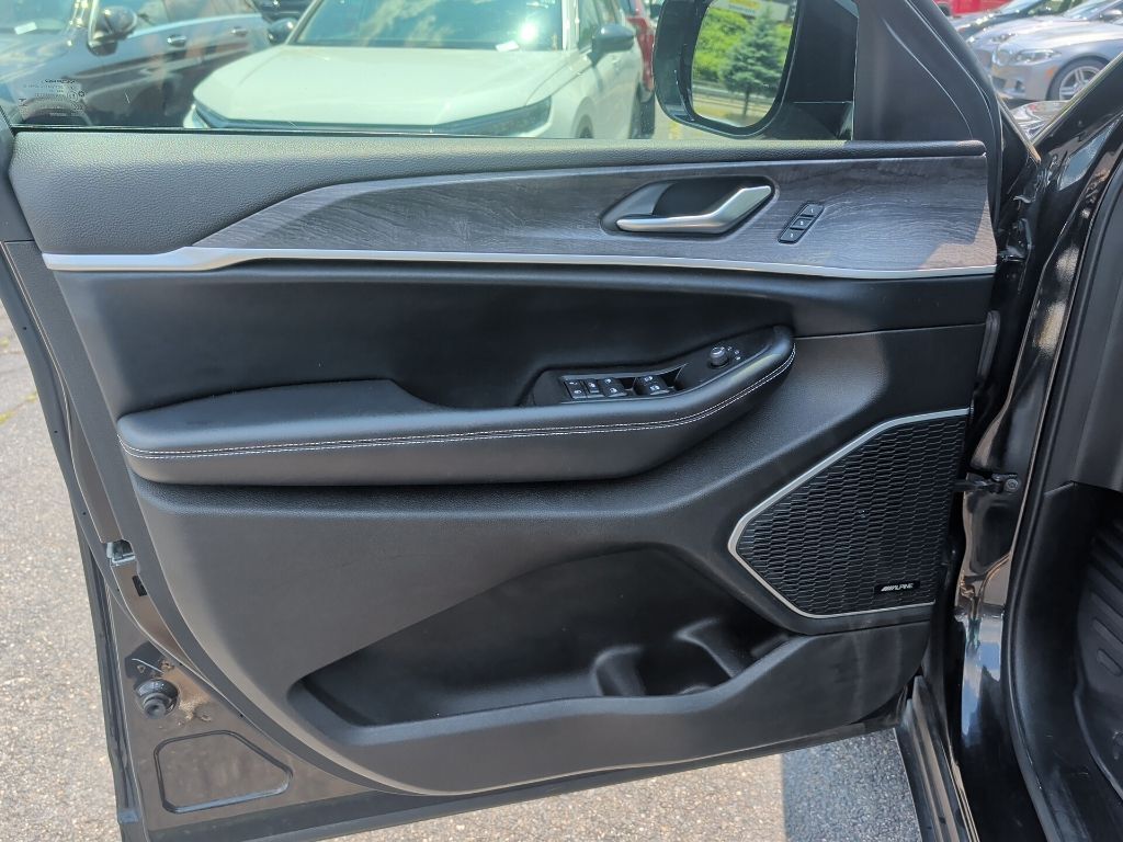 2021 Jeep Grand Cherokee L Limited Worcester MA