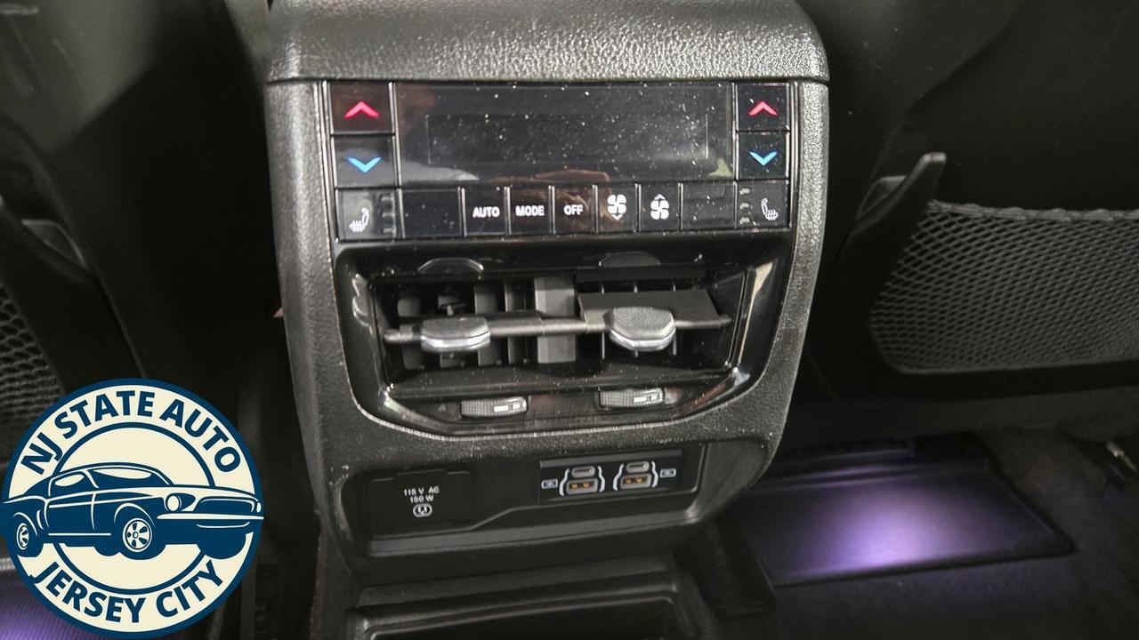 2021 Jeep Grand Cherokee L Overland Jersey City NJ