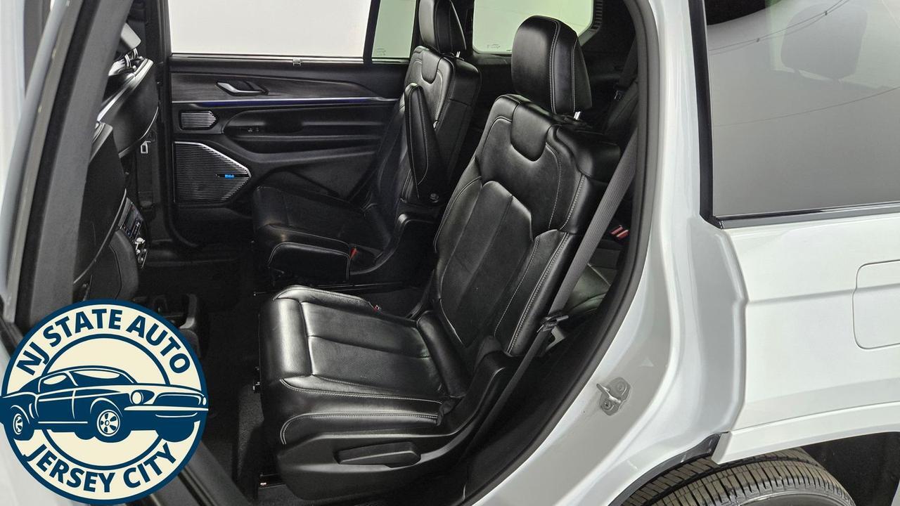 2021 Jeep Grand Cherokee L Overland Jersey City NJ