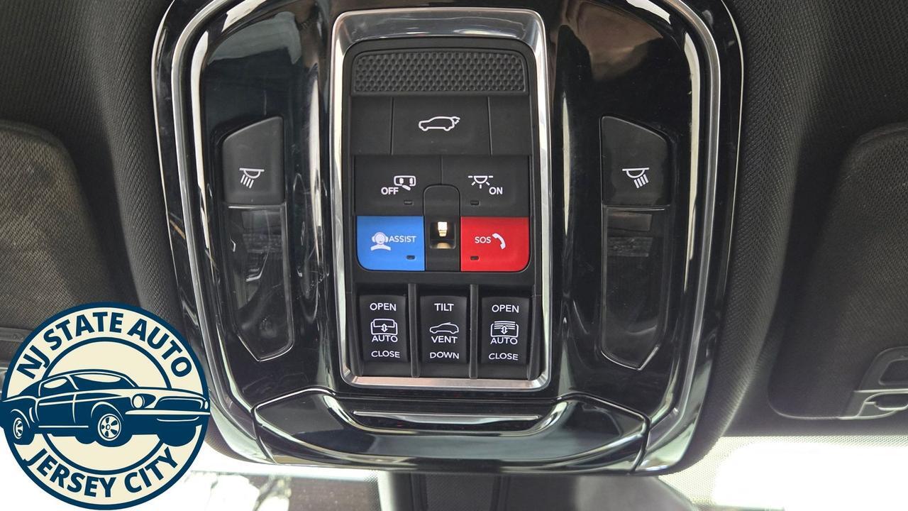 2021 Jeep Grand Cherokee L Overland Jersey City NJ