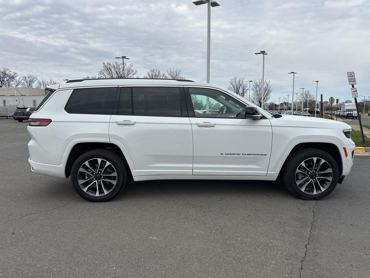 2021 Jeep Grand Cherokee L Overland Chantilly VA