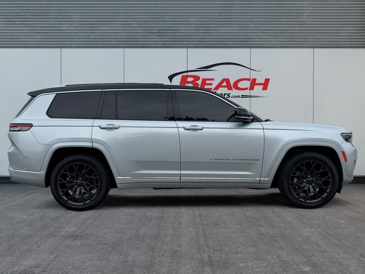 2021 Jeep Grand Cherokee L SUMMIT RESERVE, QUADRA LIFT AIR SUSPENSION, 4X4, TOWING PACKAGE, PANORAMIC SUNROOF, CROSS PATH DETECTION, HEAD-UP DISPLAY, MCINTOSH SPEAKERS, HEATED & COOLED SEATS, ADAPTIVE CRUISE CONTROL, COMFORT, SAFETY, & LUXURY, THIS SUV HAS IT ALL- DONT MISS OU Norfolk VA