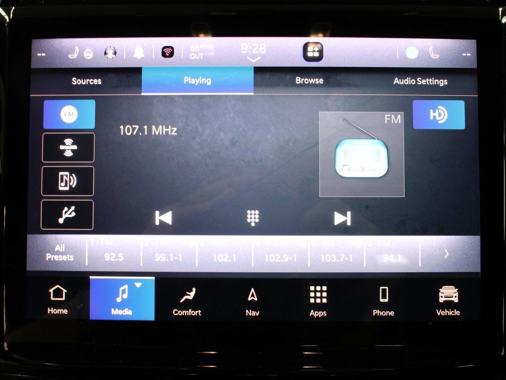 2021 Jeep Grand Cherokee L Summit Reserve 4WD 7 Passenger Fond du Lac WI