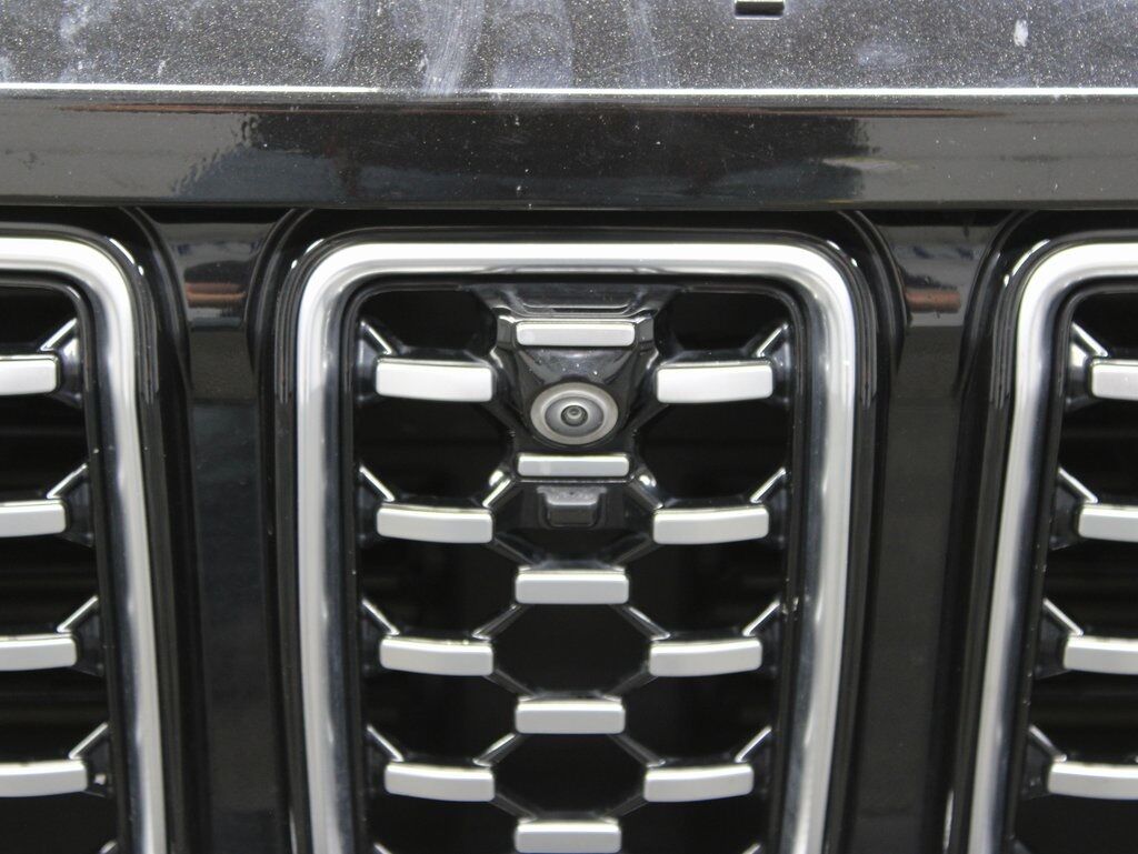 2021 Jeep Grand Cherokee L Summit Reserve 4WD 7 Passenger Fond du Lac WI