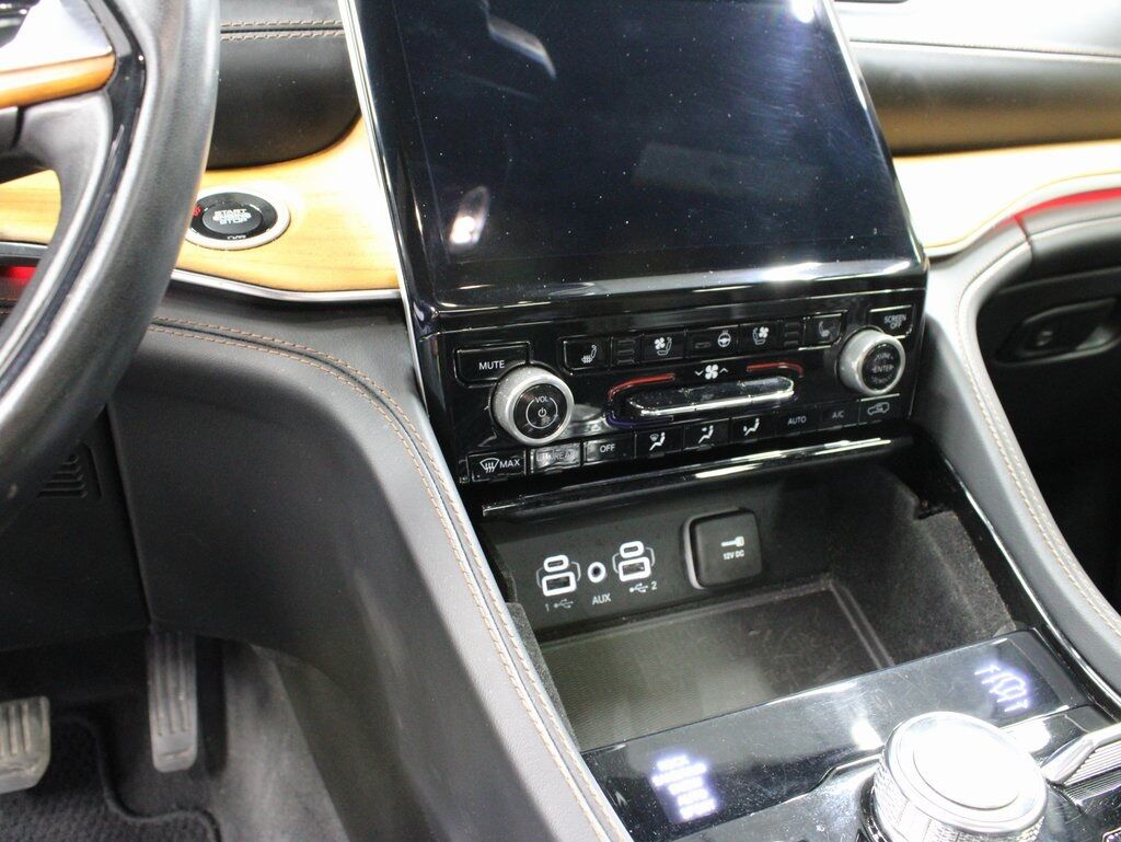 2021 Jeep Grand Cherokee L Summit Reserve 4WD 7 Passenger Fond du Lac WI