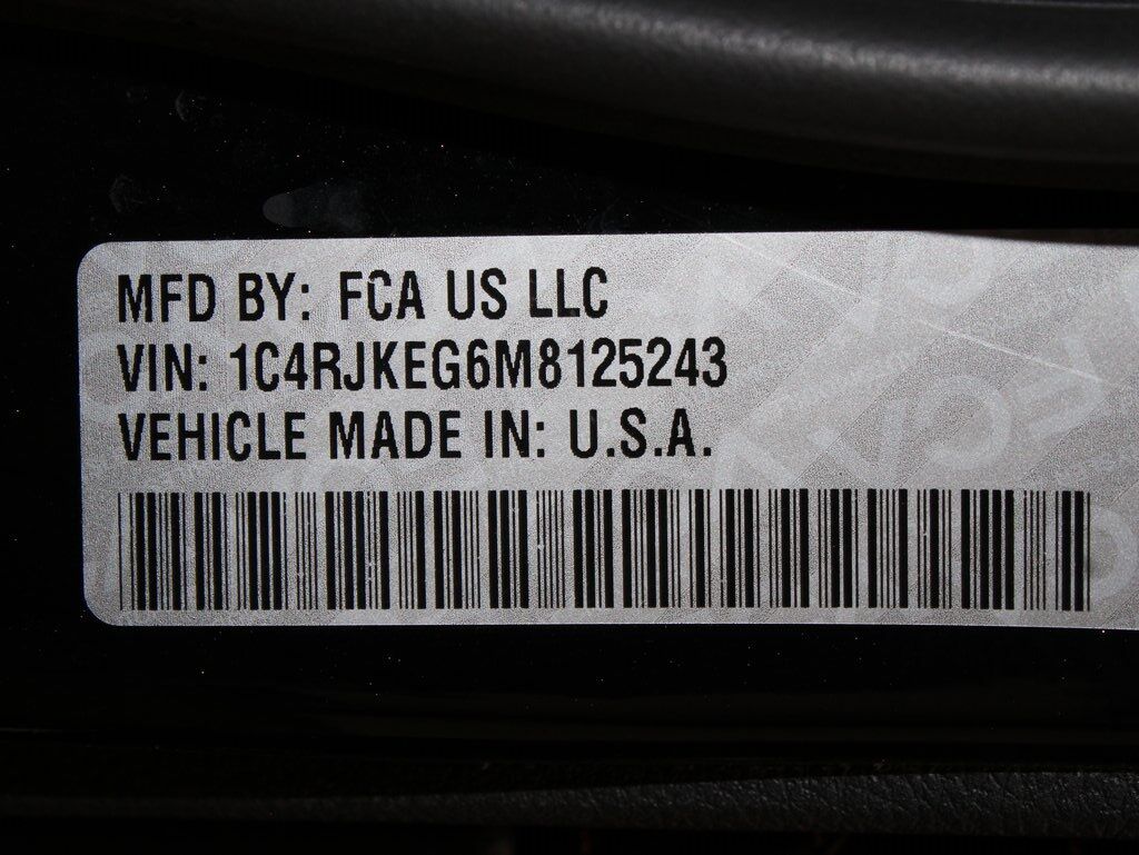 2021 Jeep Grand Cherokee L Summit Reserve 4WD 7 Passenger Fond du Lac WI