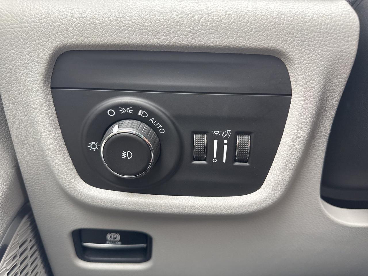 2021 Jeep Grand Cherokee L Summit Chantilly VA