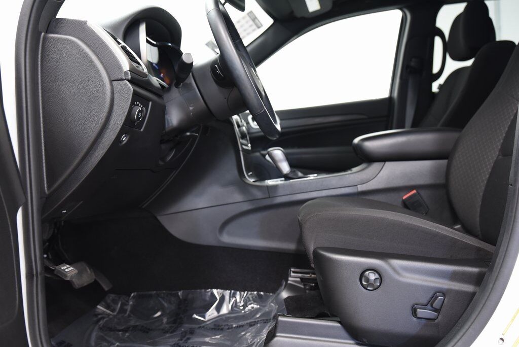 2021 Jeep Grand Cherokee Laredo E Akron