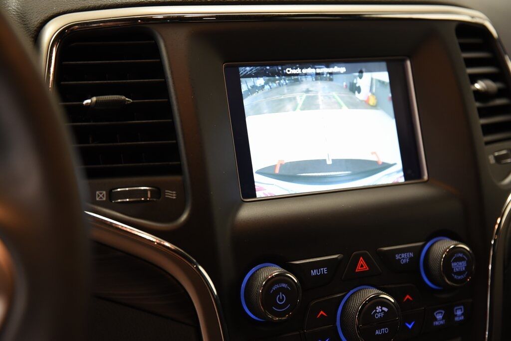 2021 Jeep Grand Cherokee Laredo E Akron