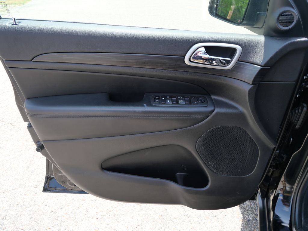 2021 Jeep Grand Cherokee Laredo E Mt Pleasant MI