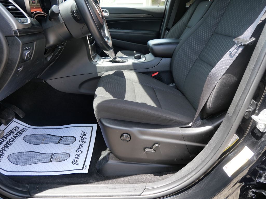 2021 Jeep Grand Cherokee Laredo E Mt Pleasant MI
