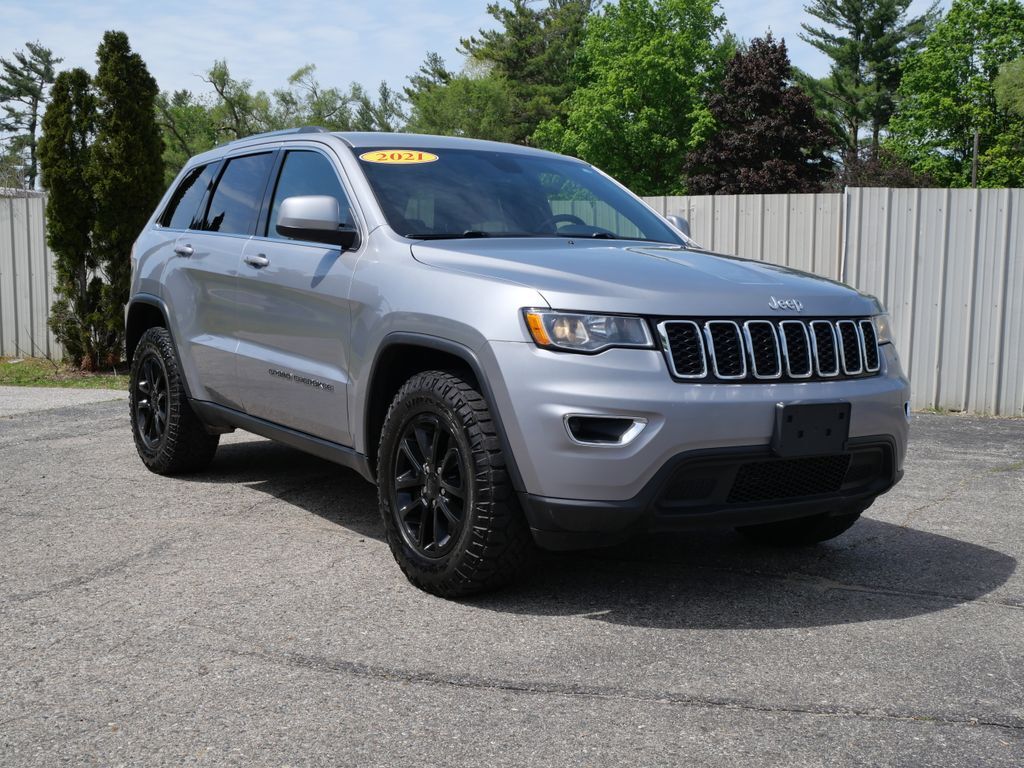 2021 Jeep Grand Cherokee Laredo
