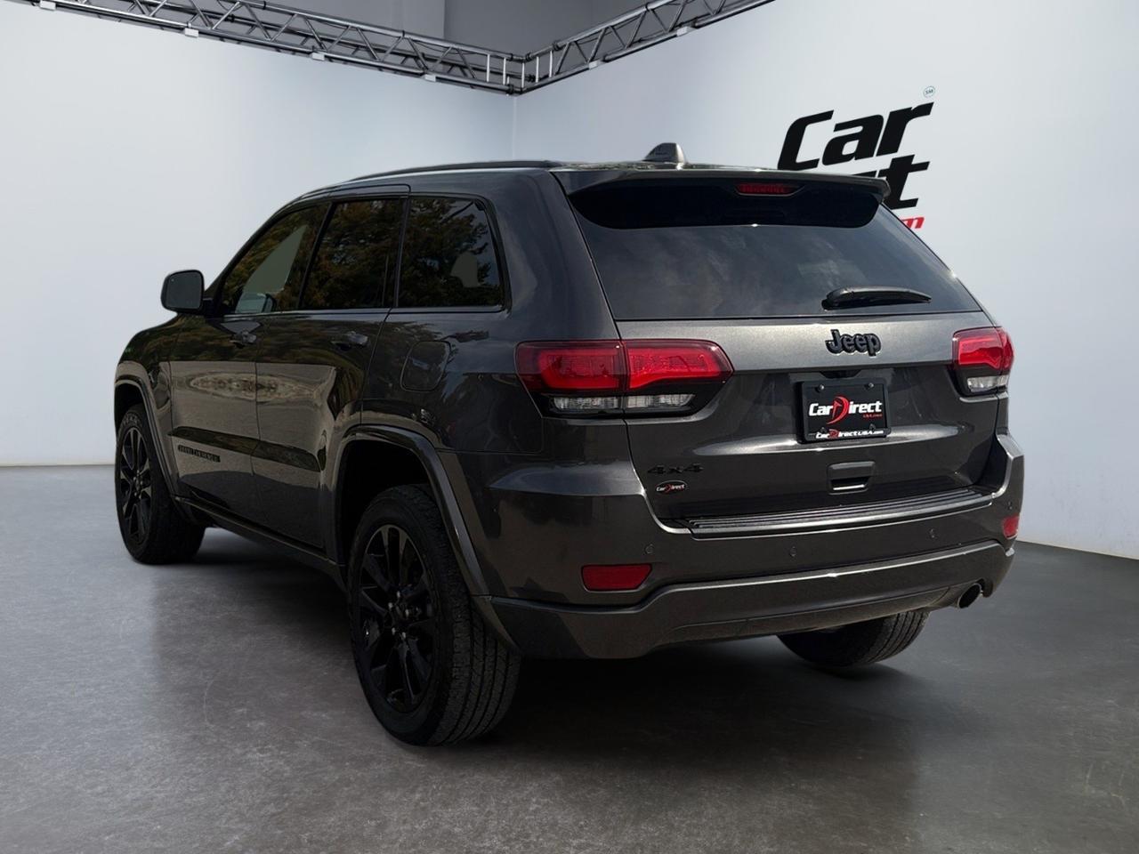 2021 Jeep Grand Cherokee Laredo X, 4X4, POWER LIFTGATE, BLIND SPOT ALERT, APPLE CARPLAY/ANDROID AUTO, BACKUP CAMERA, REMOTE START, NAVIGATION, BLUETOOTH, HEATED STEERING WHEEL & SEATS, CLEAN CARFAX, JUMP IN A JEEP NOW! Virginia Beach VA